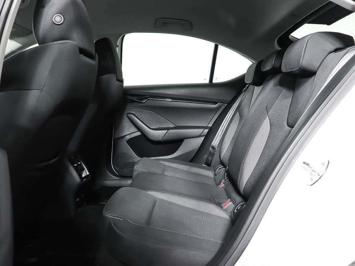 Купить Skoda Octavia, 2021, 61 170 км.. Фото: #9