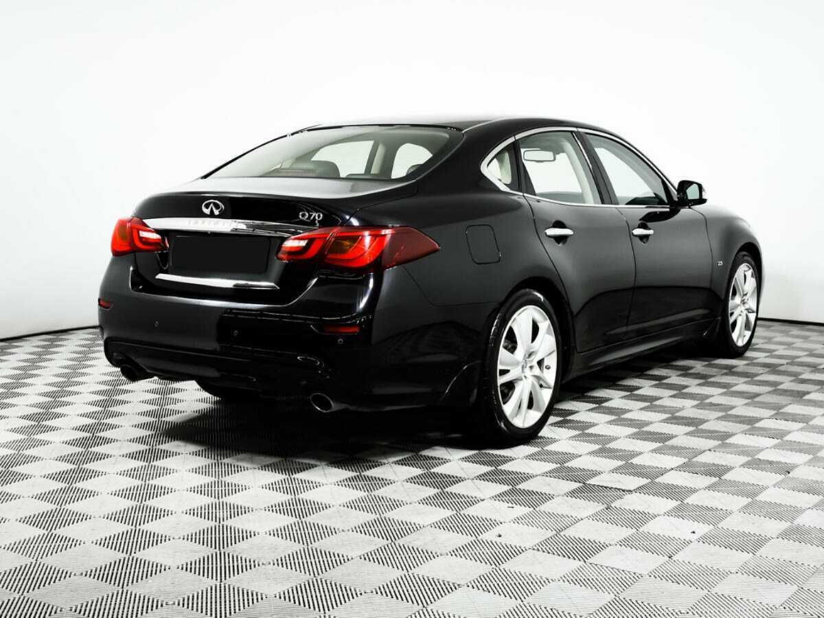 Купить Infiniti Q70, 2016, 300 524 км.. Фото: #4