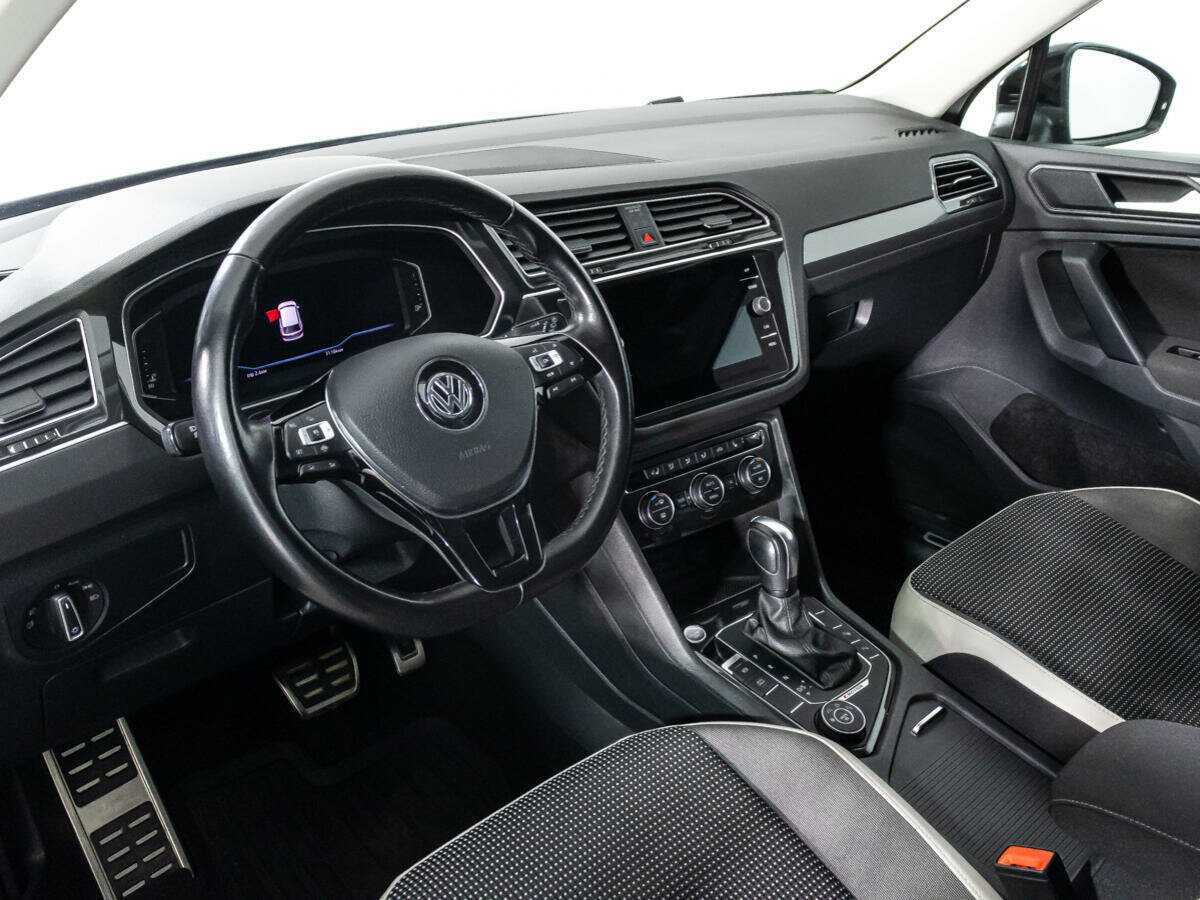 Купить Volkswagen Tiguan, 2020, 71 200 км.. Фото: #10