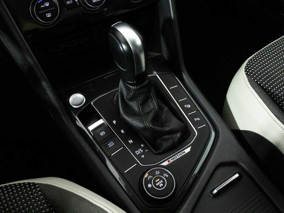Купить Volkswagen Tiguan, 2020, 71 200 км.. Фото: #17