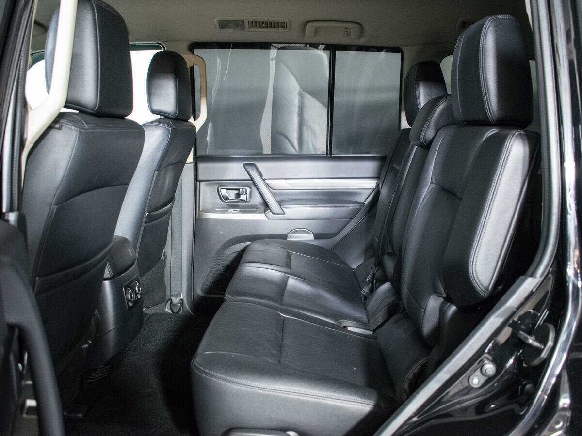 Купить Mitsubishi Pajero, 2014, 118 756 км.. Фото: #6