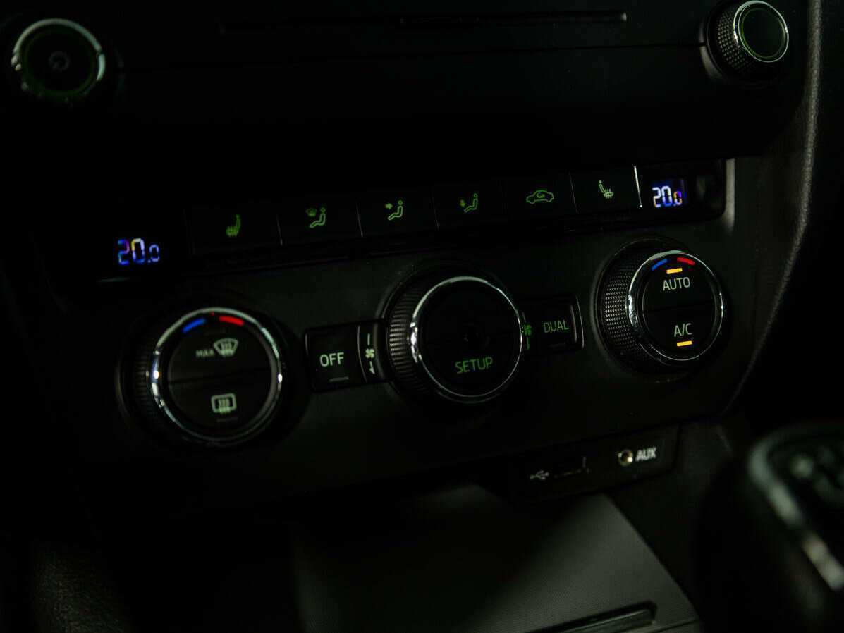 Купить Skoda Octavia, 2014, 277 979 км.. Фото: #14