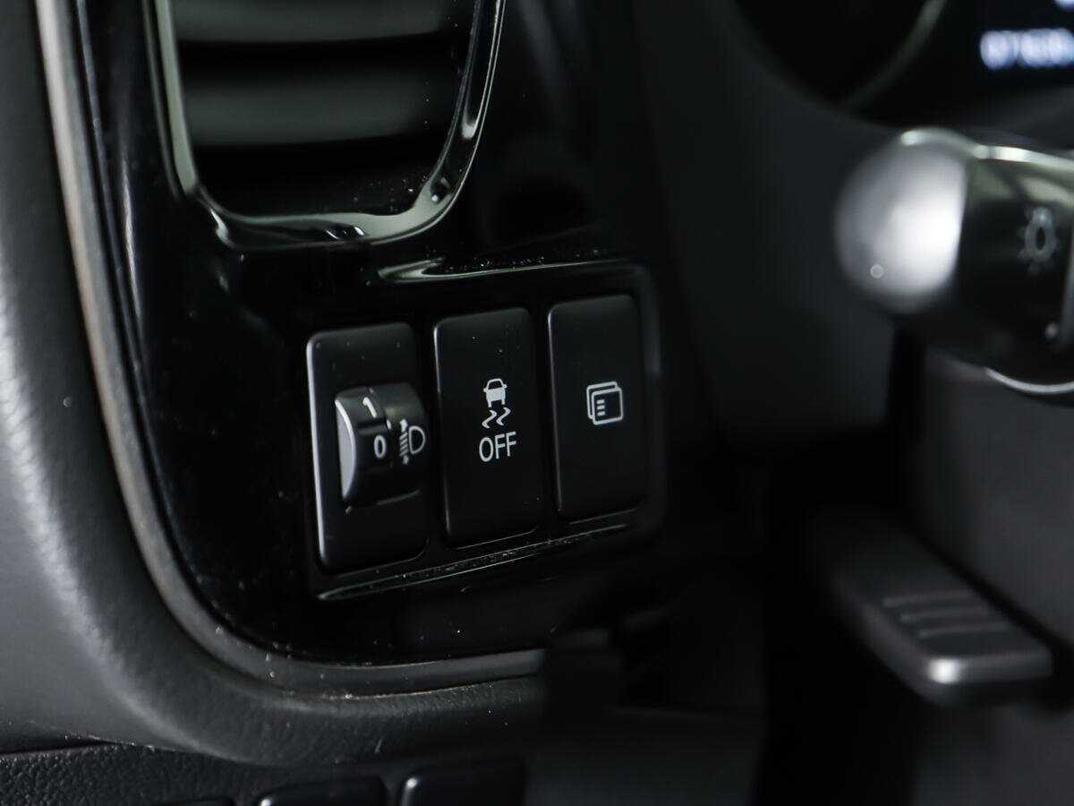 Купить Mitsubishi Outlander, 2018, 71 629 км.. Фото: #15