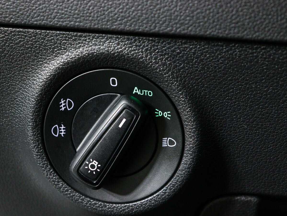 Купить Skoda Karoq, 2020, 44 544 км.. Фото: #16