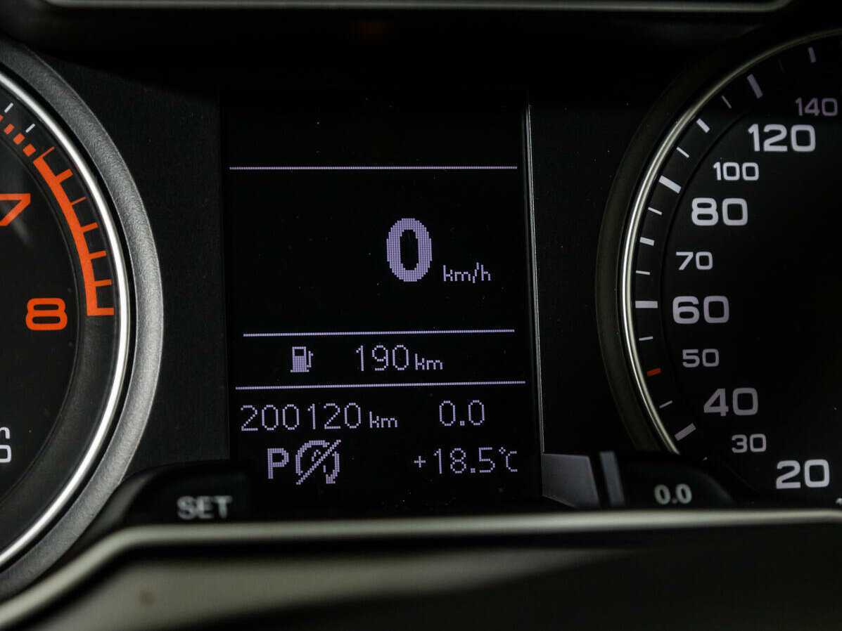 Купить Audi A4, 2014, 199 904 км.. Фото: #9