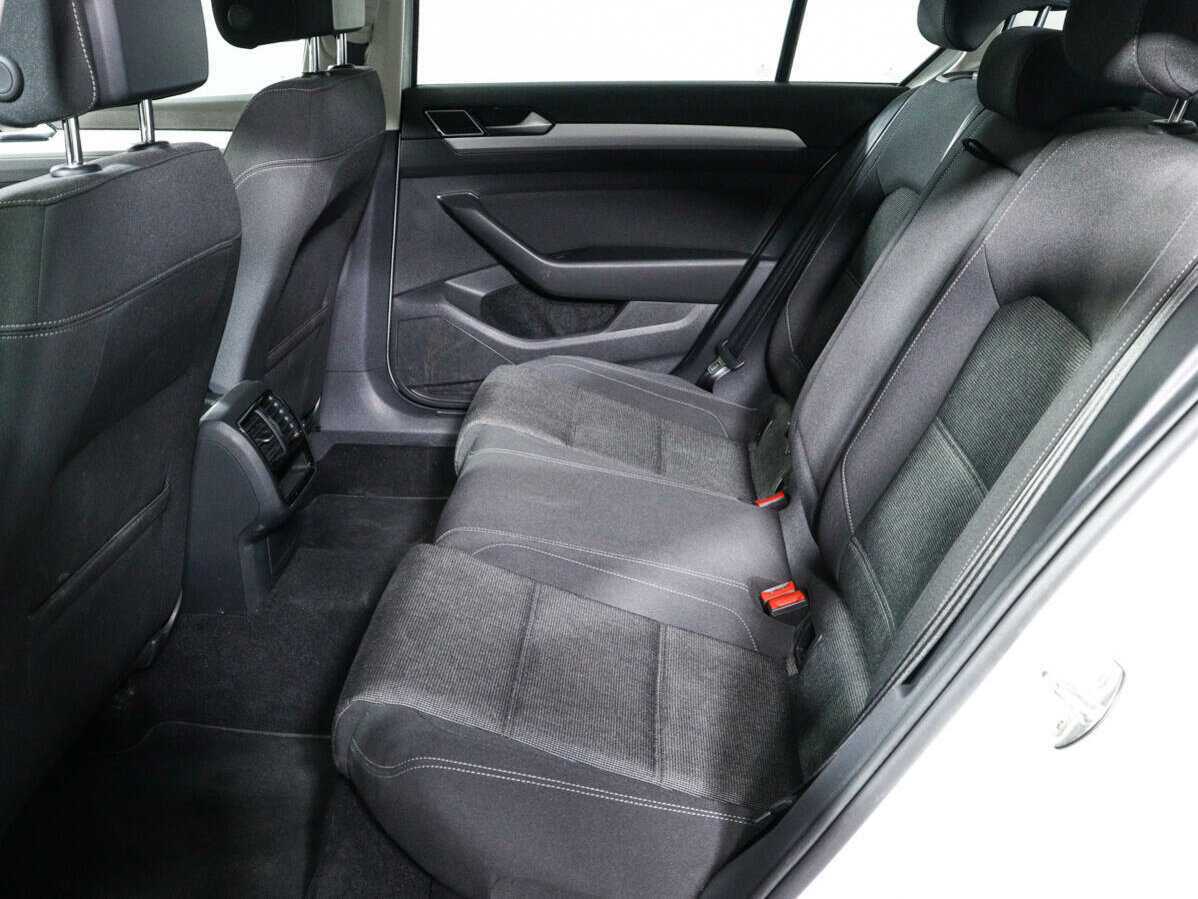 Купить Фольксваген Пассат, 2019, 64 491 км.. Фото: #7