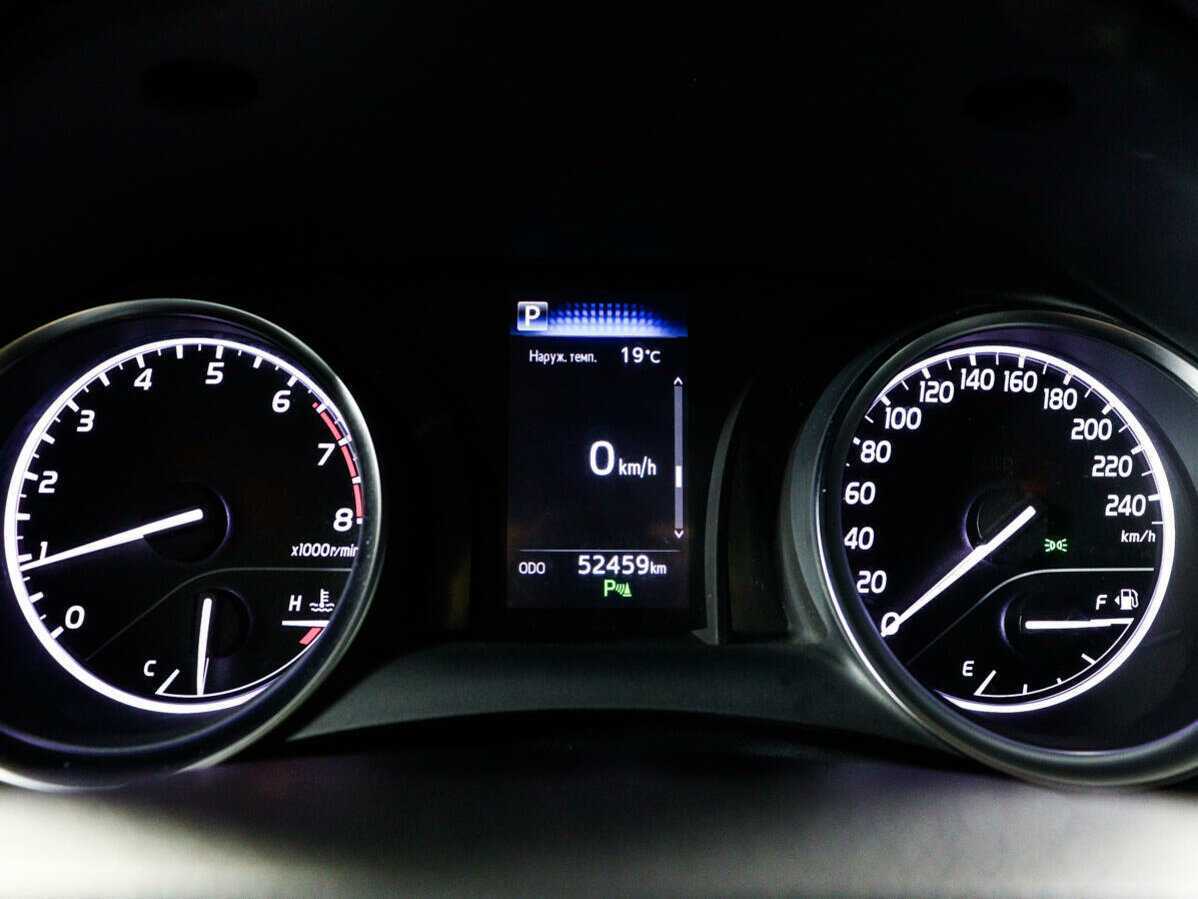 Купить Toyota Camry, 2019, 52 430 км.. Фото: #10