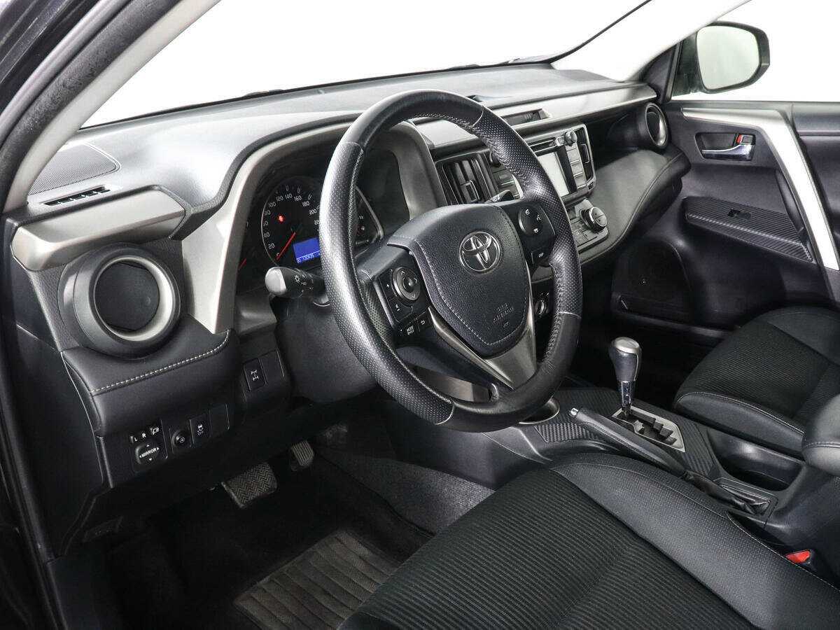 Купить Toyota RAV4, 2014, 130 432 км.. Фото: #8