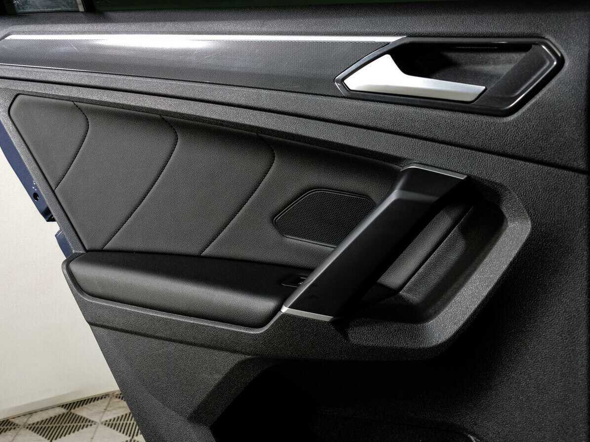 Купить Volkswagen Tiguan, 2017, 122 234 км.. Фото: #15