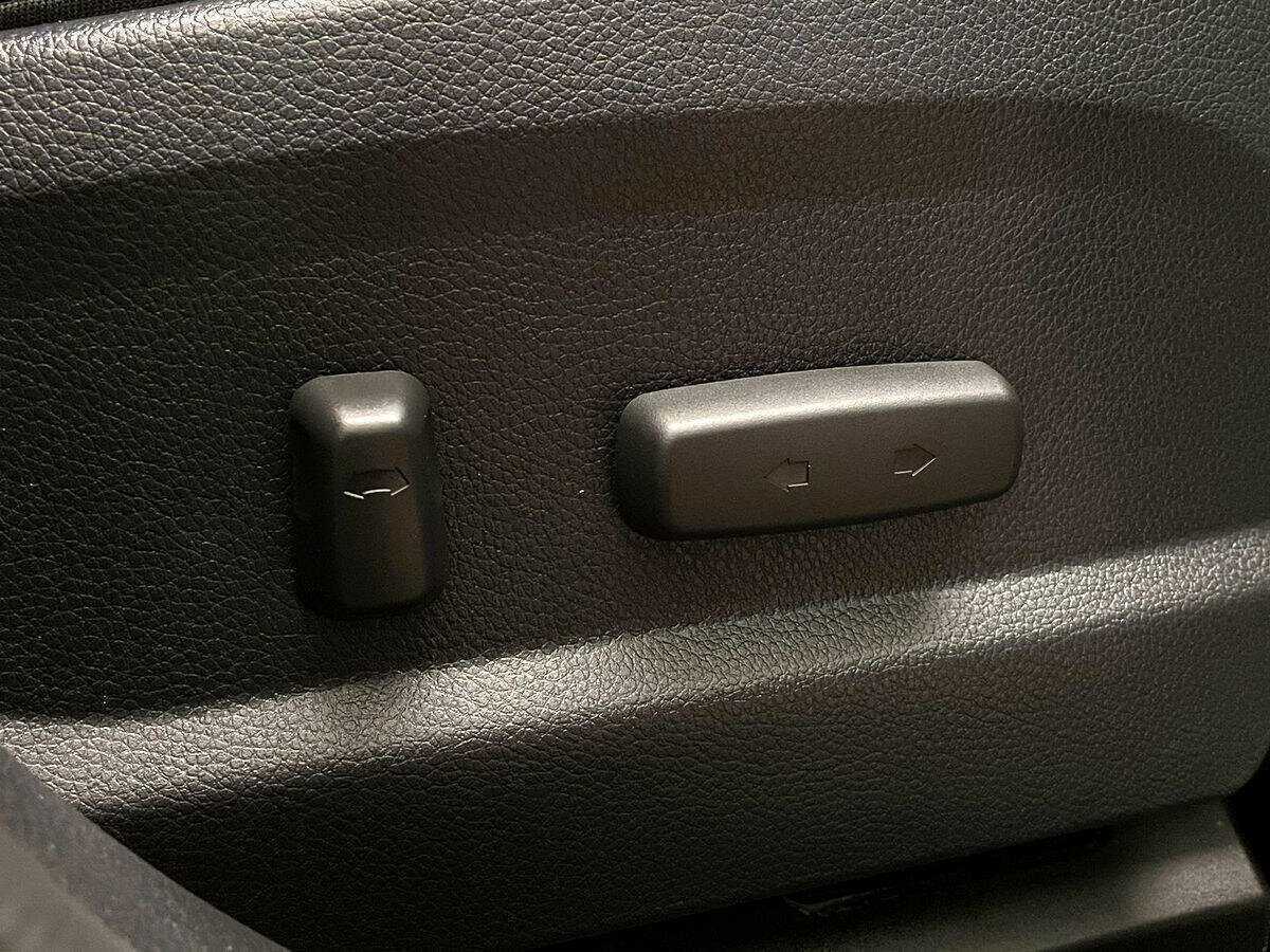 Купить Hyundai Santa Fe, 2015, 67 852 км.. Фото: #13