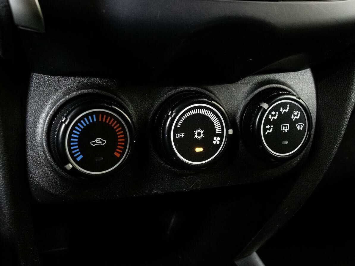 Купить Mitsubishi ASX, 2012, 215 276 км.. Фото: #12