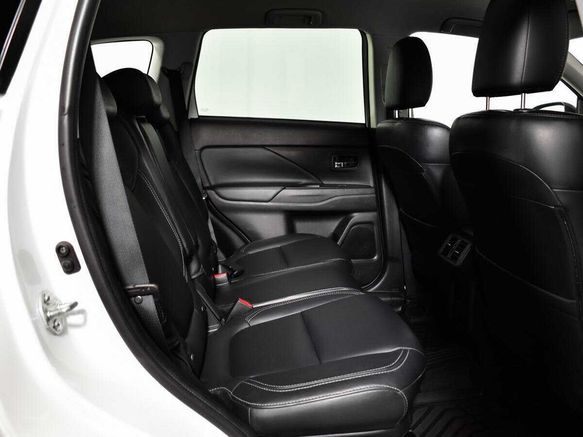 Купить Mitsubishi Outlander, 2021, 82 652 км.. Фото: #9