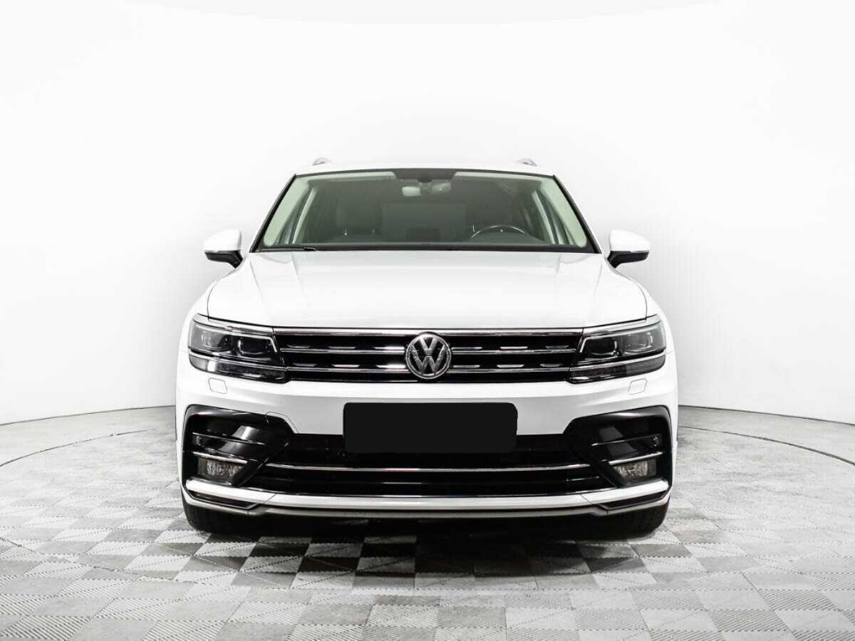 Купить Volkswagen Tiguan, 2018, 120 709 км.. Фото: #1