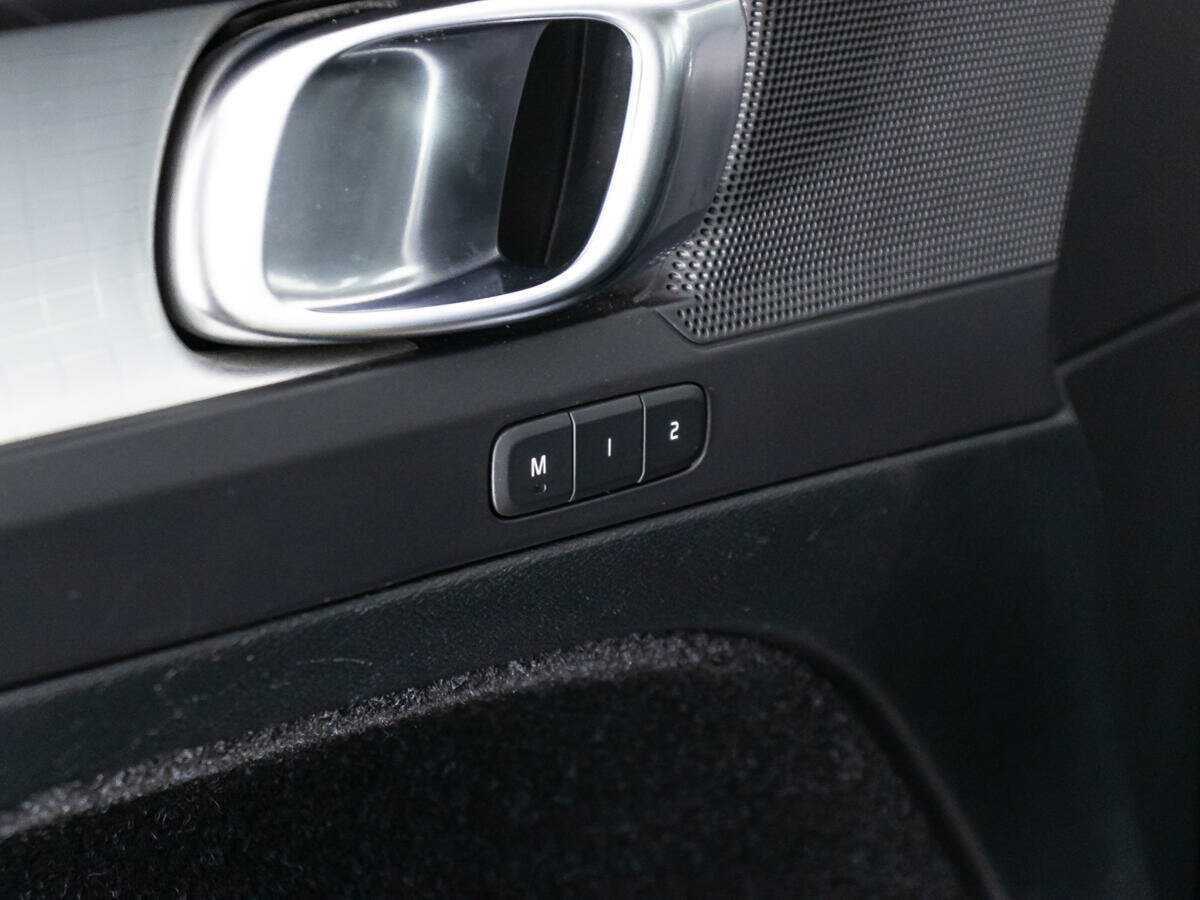 Купить Volvo XC40, 2020, 84 475 км.. Фото: #22