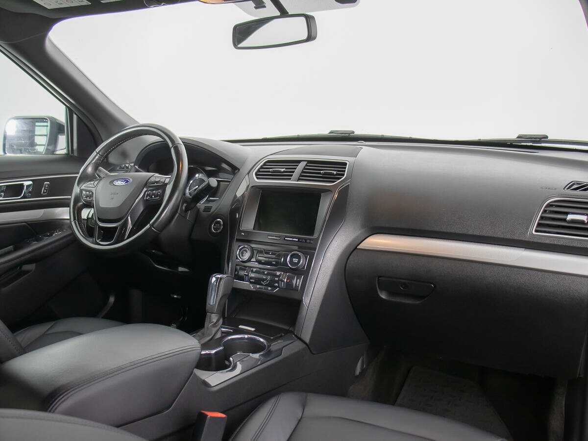 Купить Ford Explorer, 2017, 89 000 км.. Фото: #9