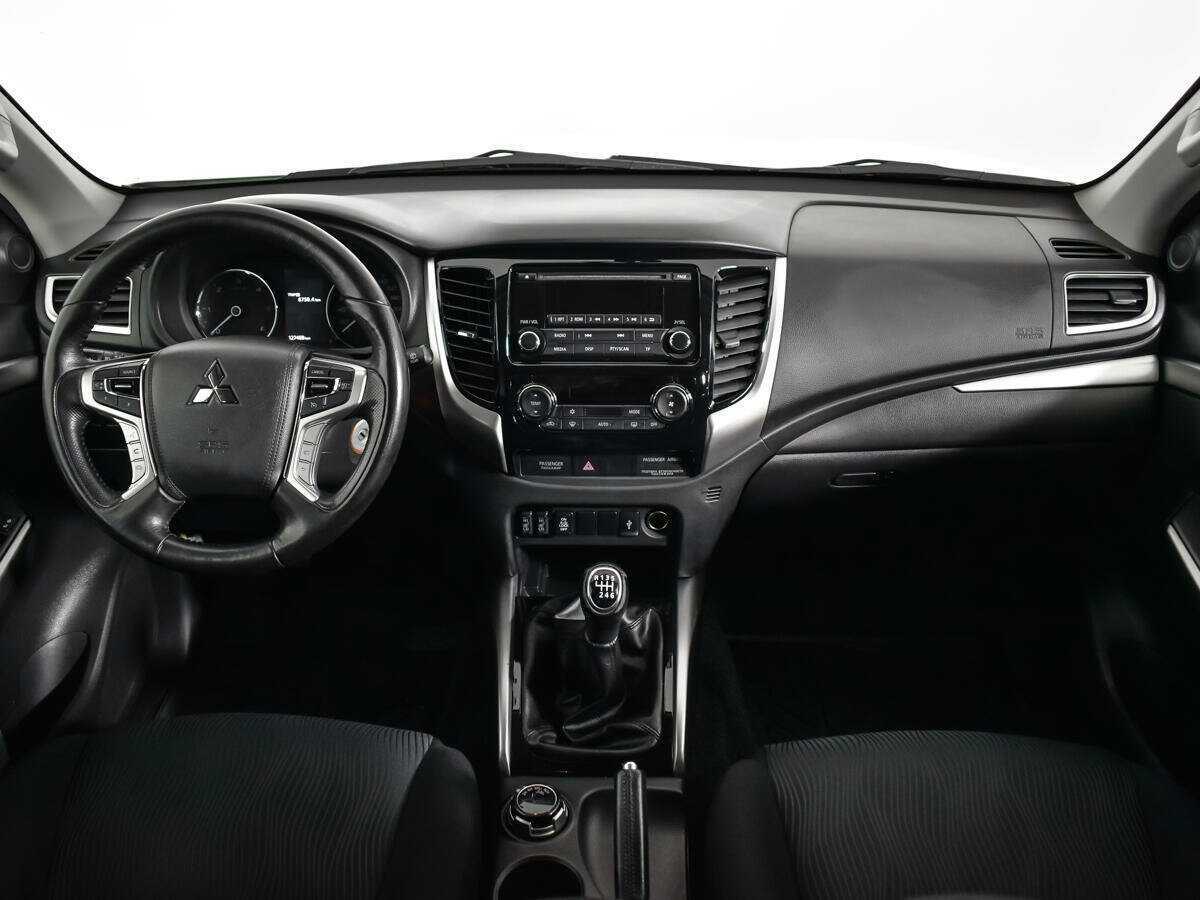 Купить Mitsubishi Pajero Sport, 2017, 127 467 км.. Фото: #11