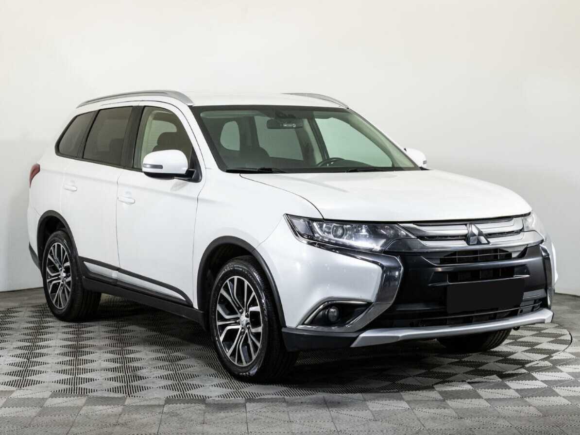 Купить Mitsubishi Outlander, 2017, 140 611 км.. Фото: #2