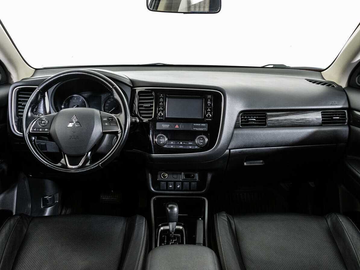 Купить Mitsubishi Outlander, 2017, 140 611 км.. Фото: #9