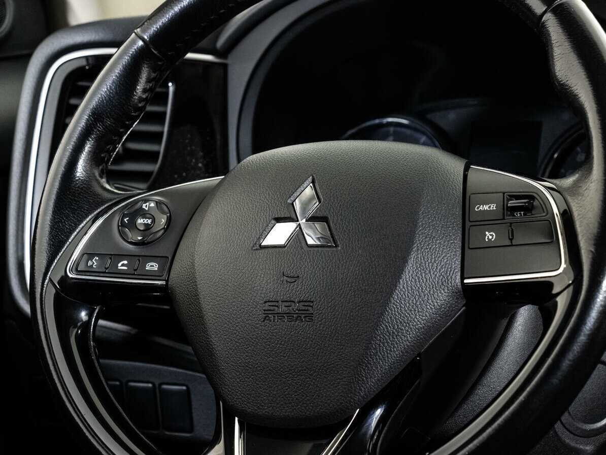 Купить Mitsubishi Outlander, 2017, 140 611 км.. Фото: #12