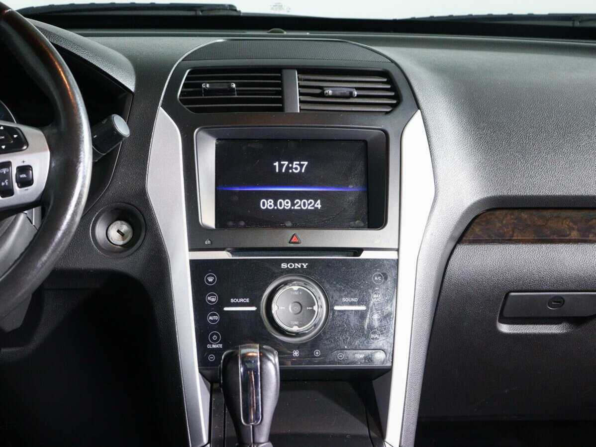 Купить Ford Explorer, 2012, 131 286 км.. Фото: #12