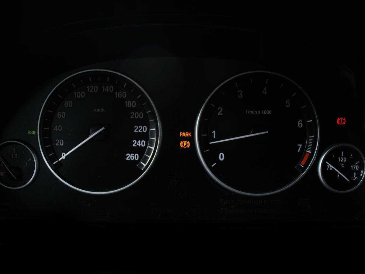 Купить BMW 5 серии, 2013, 235 185 км.. Фото: #5