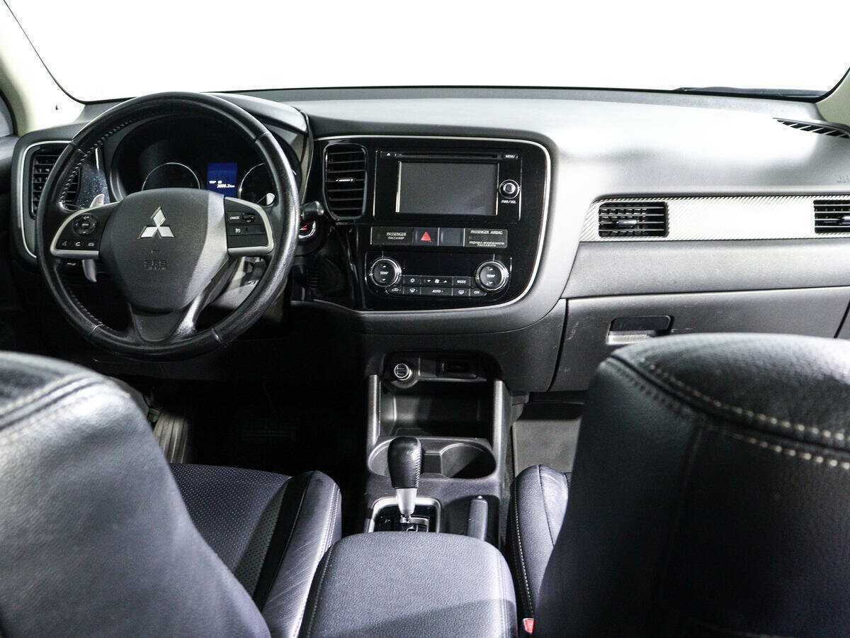 Купить Mitsubishi Outlander, 2012, 160 214 км.. Фото: #10
