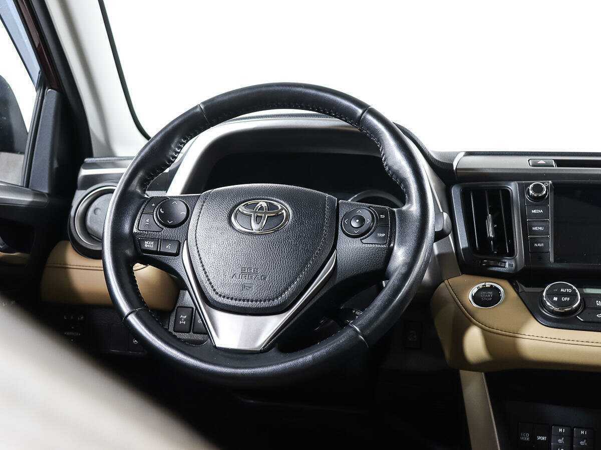 Купить Toyota RAV4, 2018, 87 700 км.. Фото: #12