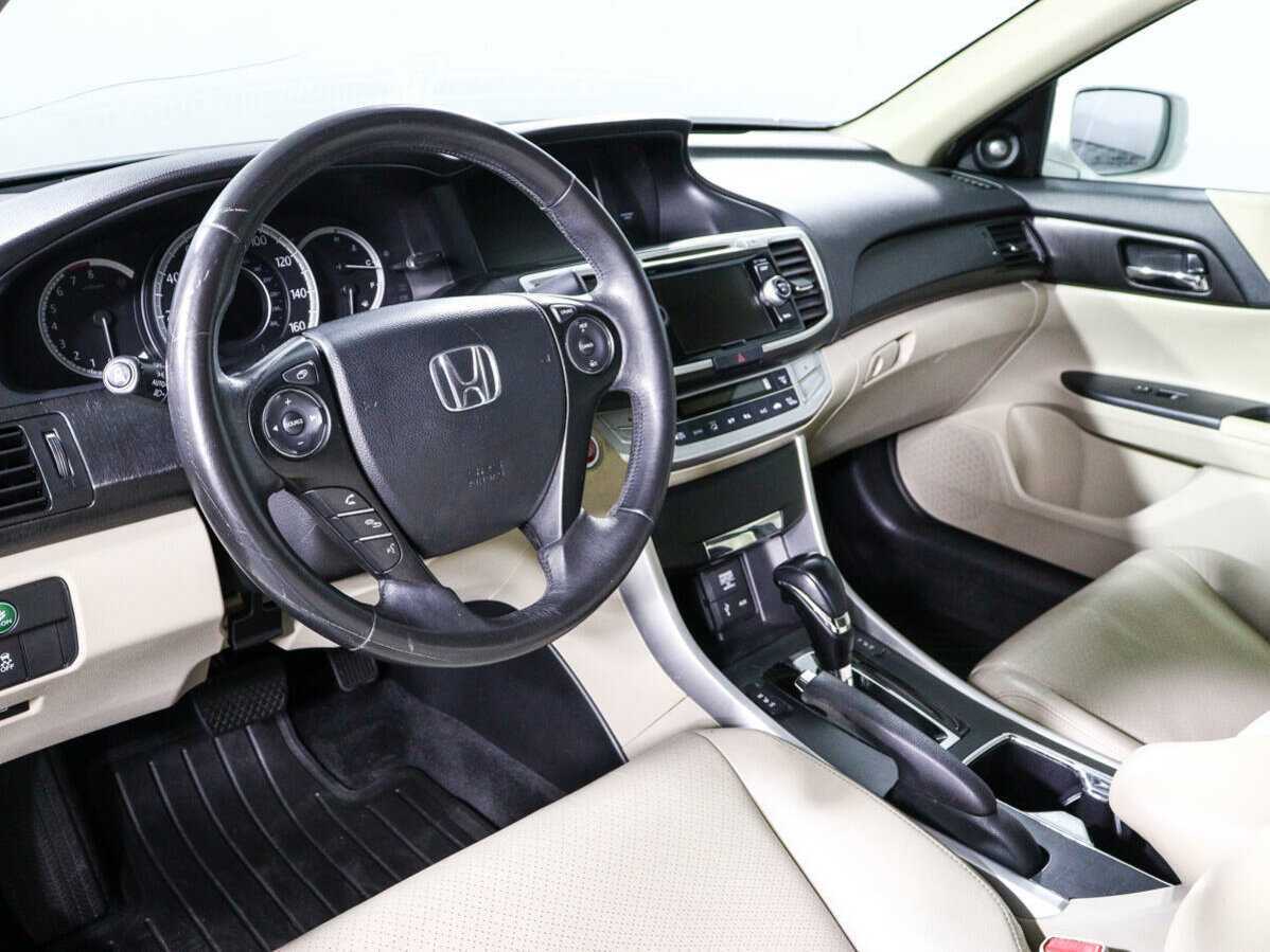 Купить Honda Accord, 2012, 78 435 км.. Фото: #12