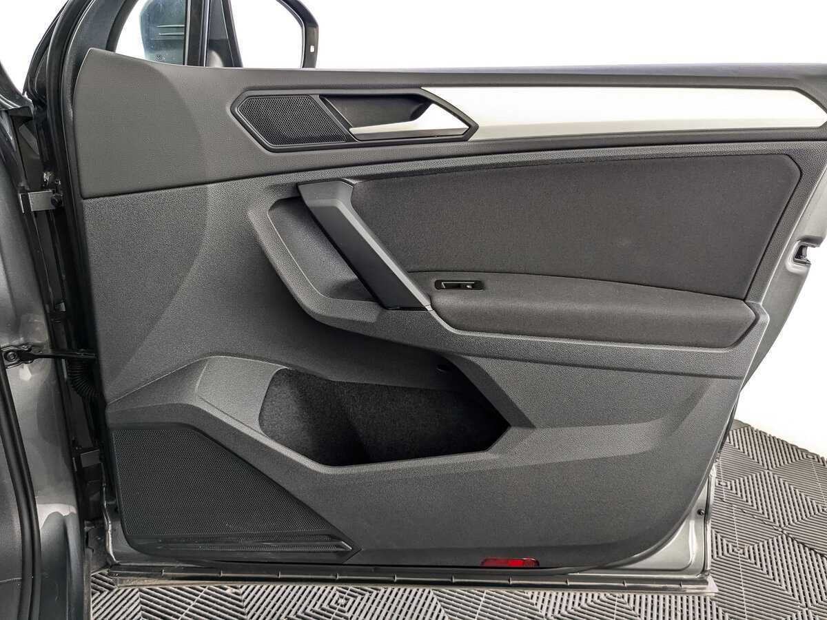 Купить Volkswagen Tiguan, 2021, 42 944 км.. Фото: #19