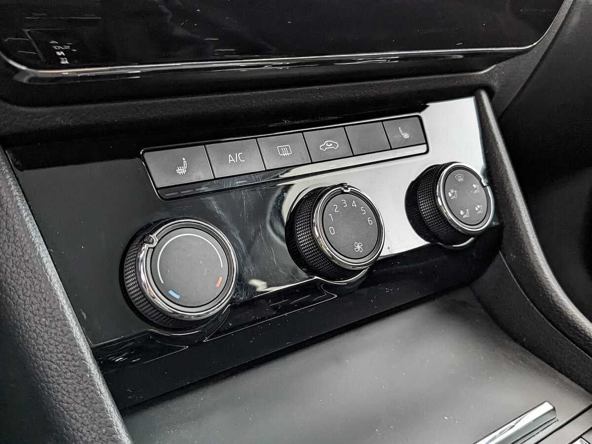 Купить Skoda Superb, 2021, 49 099 км.. Фото: #16