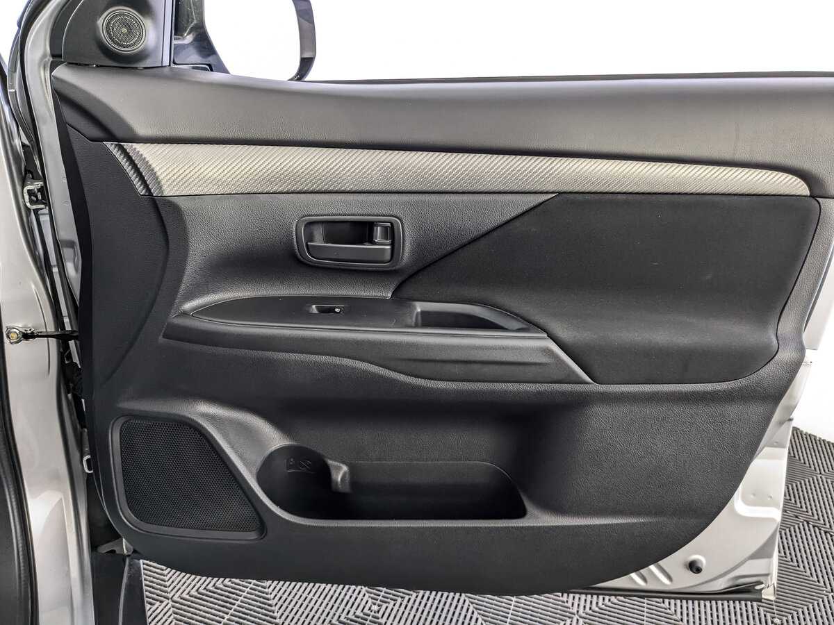 Купить Mitsubishi Outlander, 2015, 116 494 км.. Фото: #20