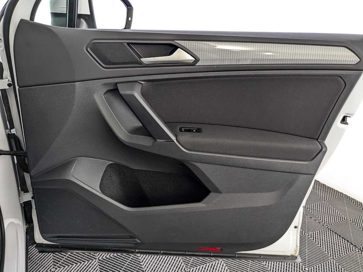 Купить Volkswagen Tiguan, 2021, 48 833 км.. Фото: #20