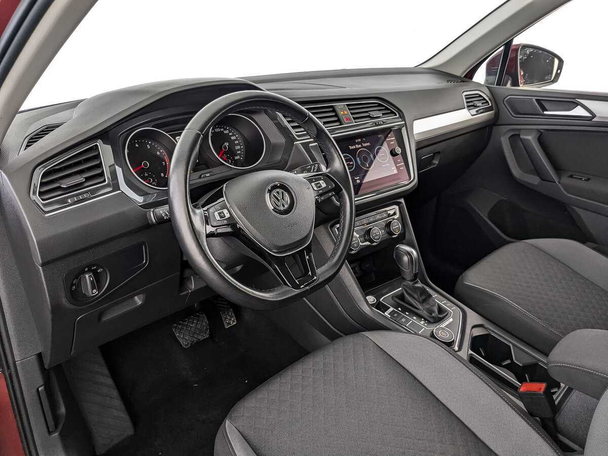 Купить Volkswagen Tiguan, 2020, 42 744 км.. Фото: #10