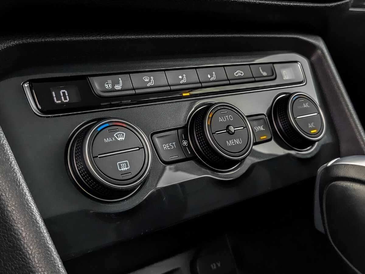 Купить Volkswagen Tiguan, 2020, 36 930 км.. Фото: #22