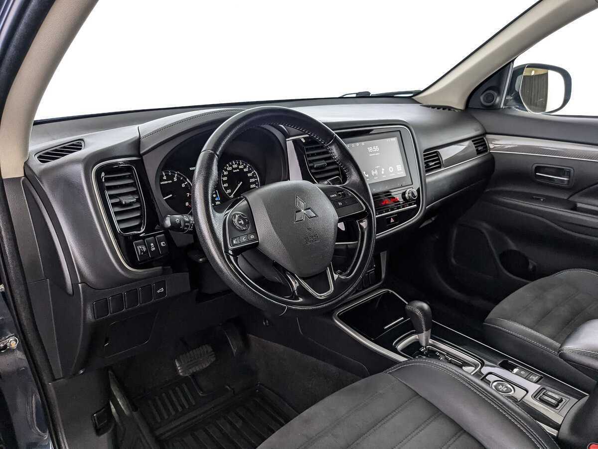 Купить Mitsubishi Outlander, 2021, 117 277 км.. Фото: #10