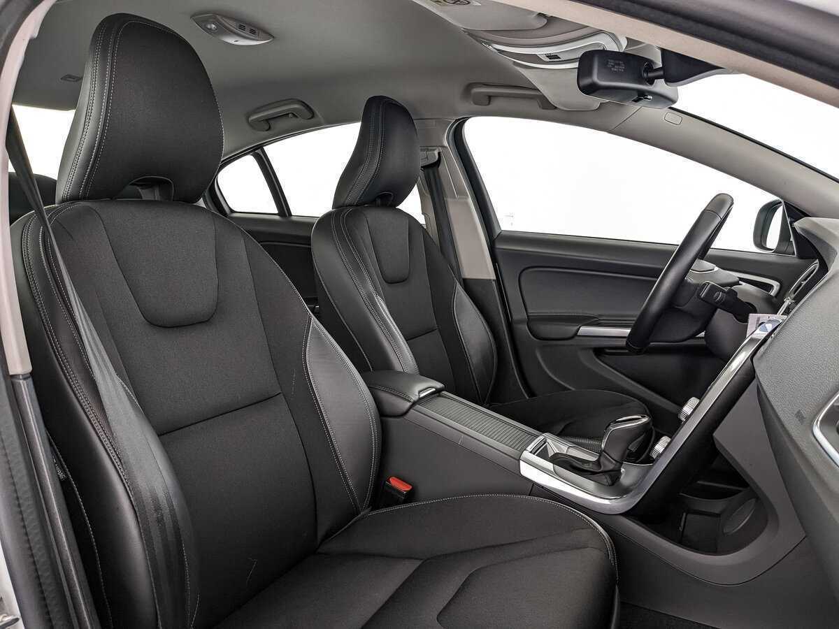 Купить Volvo S60, 2017, 69 248 км.. Фото: #17