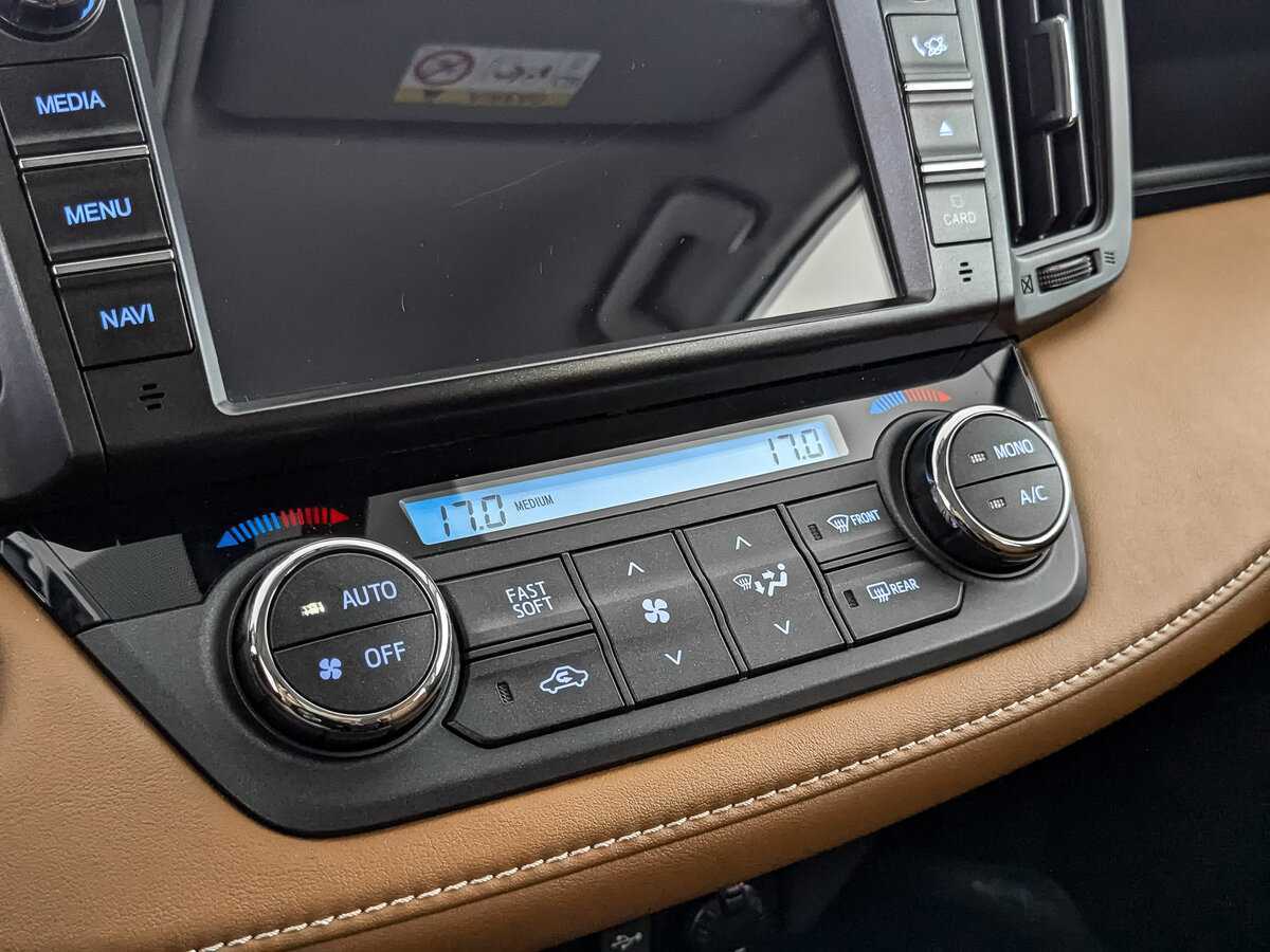 Купить Toyota RAV4, 2017, 75 207 км.. Фото: #16