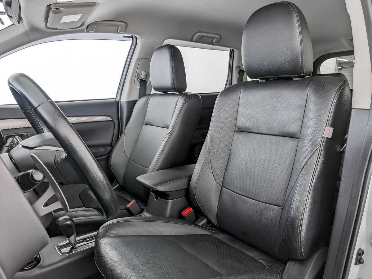 Купить Mitsubishi Outlander, 2014, 43 507 км.. Фото: #15