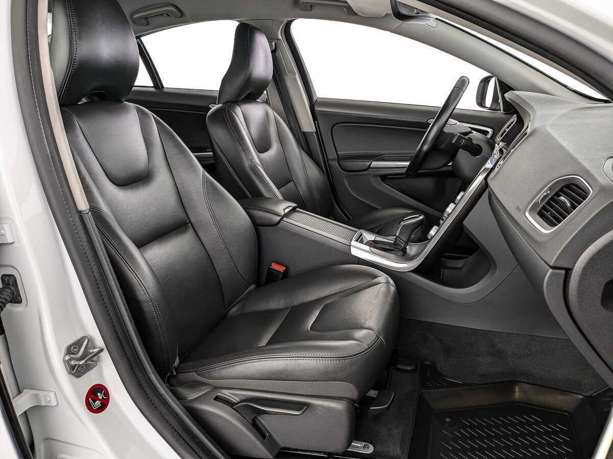 Купить Volvo S60, 2016, 99 792 км.. Фото: #19