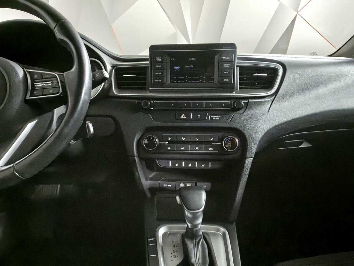 Купить Kia Ceed, 2018, 99 048 км.. Фото: #10