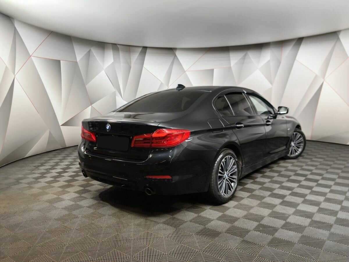 Купить BMW 5 серии, 2017, 61 613 км.. Фото: #1