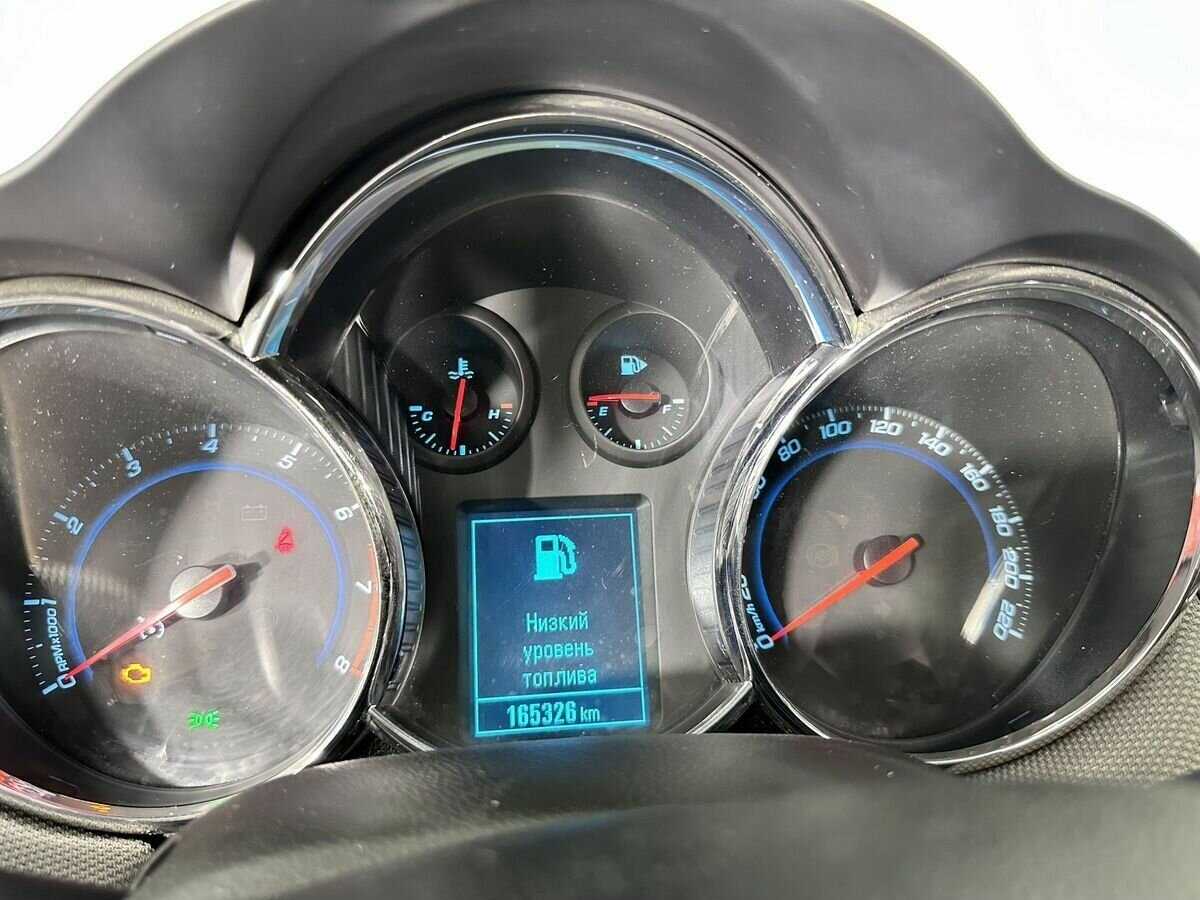 Купить Chevrolet Cruze, 2013, 165 317 км.. Фото: #11