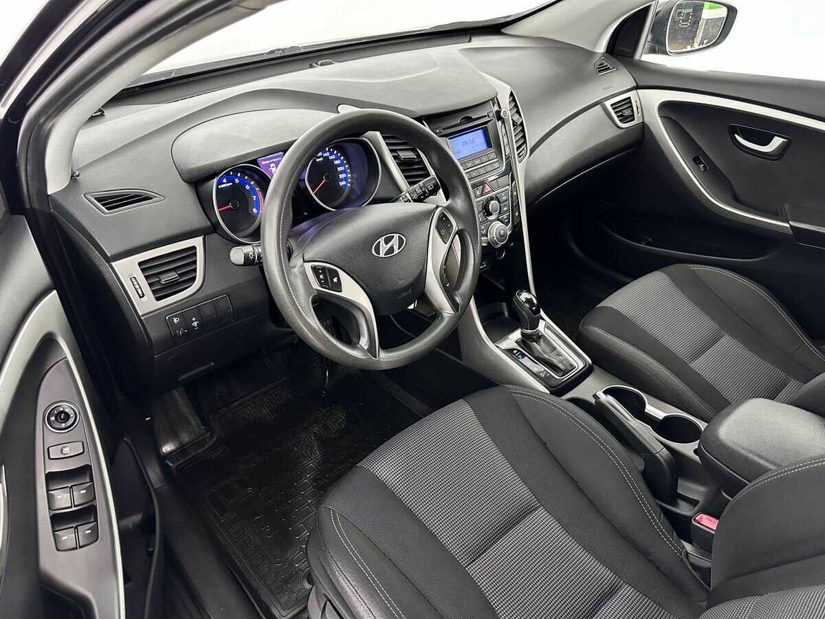 Купить Hyundai i30, 2014, 182 935 км.. Фото: #6