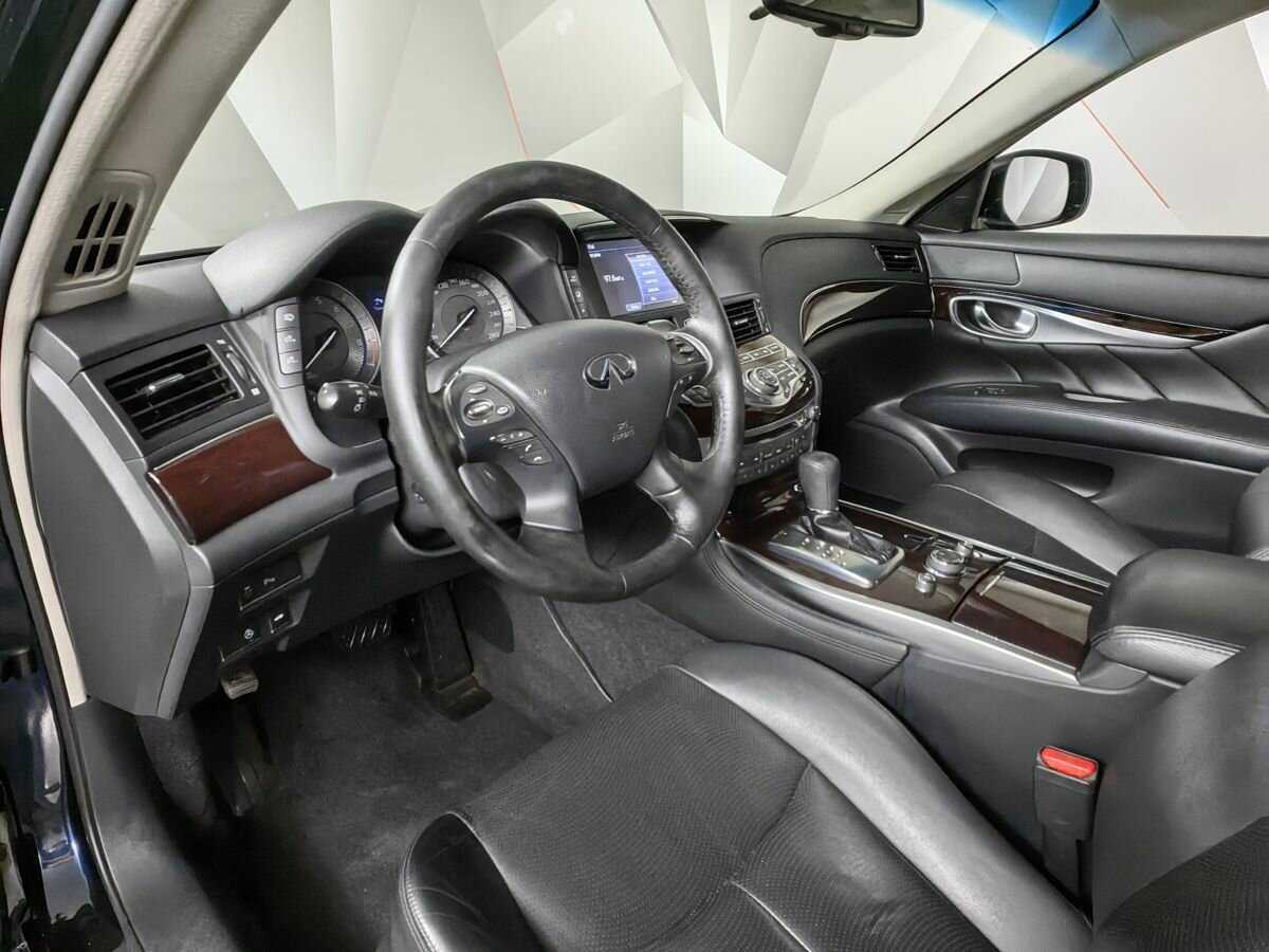 Купить Infiniti Q70, 2016, 124 127 км.. Фото: #13