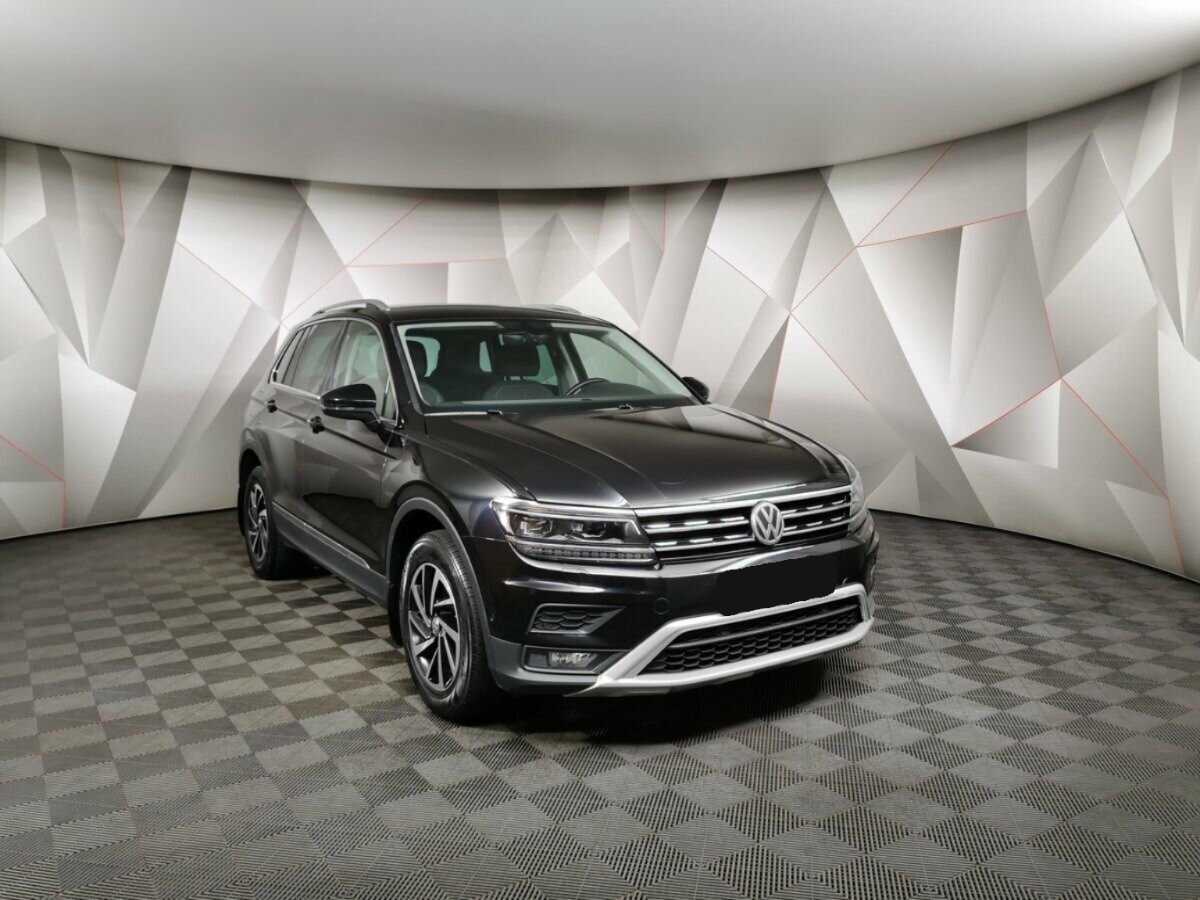 Купить Volkswagen Tiguan, 2018, 105 257 км.. Фото: #2