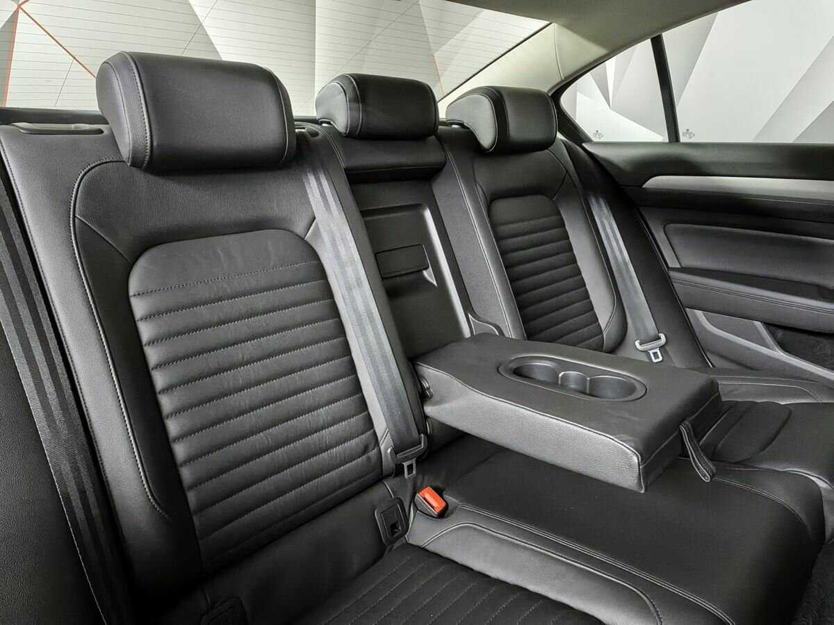 Купить Volkswagen Passat, 2017, 50 341 км.. Фото: #12