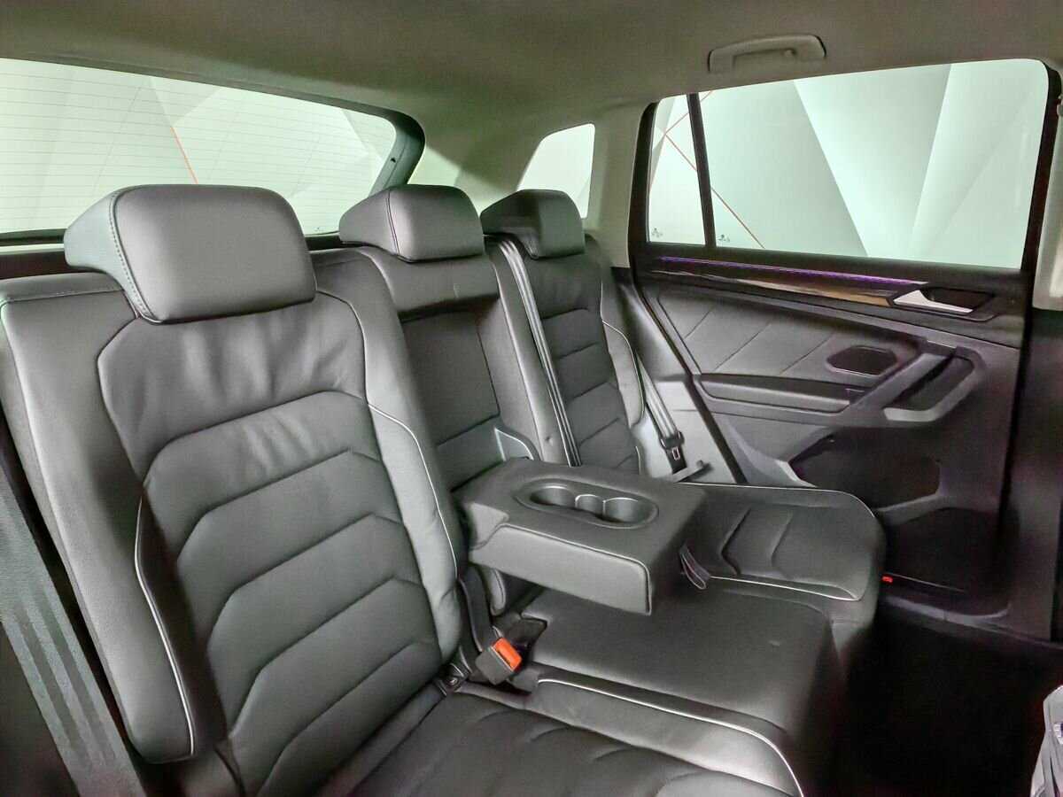 Купить Volkswagen Tiguan, 2021, 69 929 км.. Фото: #12