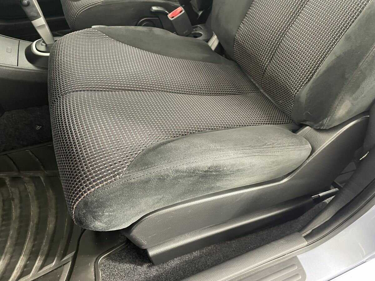 Купить Nissan Tiida, 2013, 180 000 км.. Фото: #9