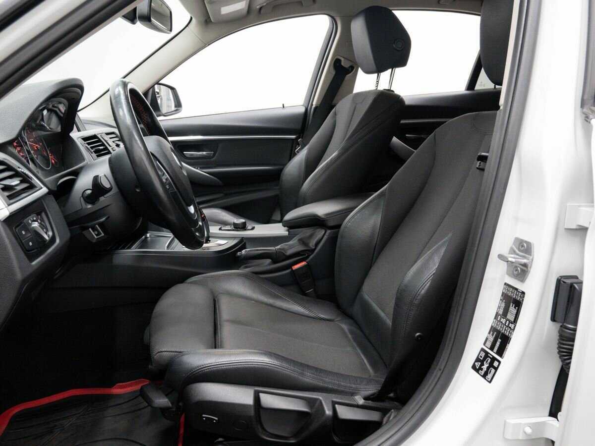 Купить BMW 3 серии, 2017, 132 105 км.. Фото: #13
