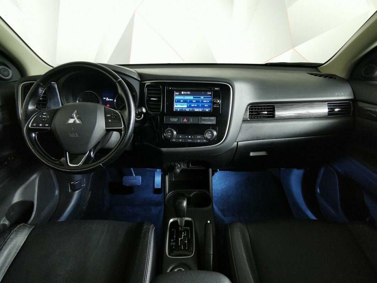 Купить Mitsubishi Outlander, 2016, 192 950 км.. Фото: #9